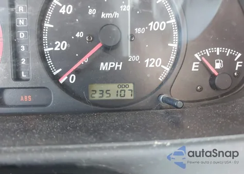 2002 Isuzu Rodeo Ls 3.2L V6/Lse 3.2L V6/S 3.2L V6 z USA, uszkodzony, nr VIN 4S2CK58W524338815